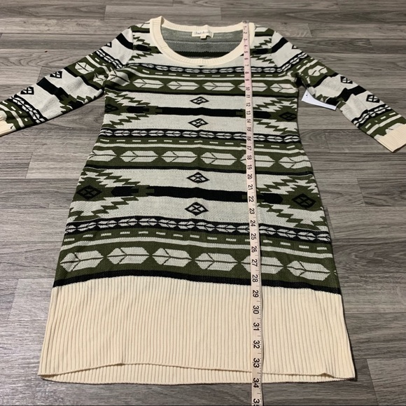 Cloud Chaser Olive Green Creme Aztec Dress; Large - Picture 3 of 9